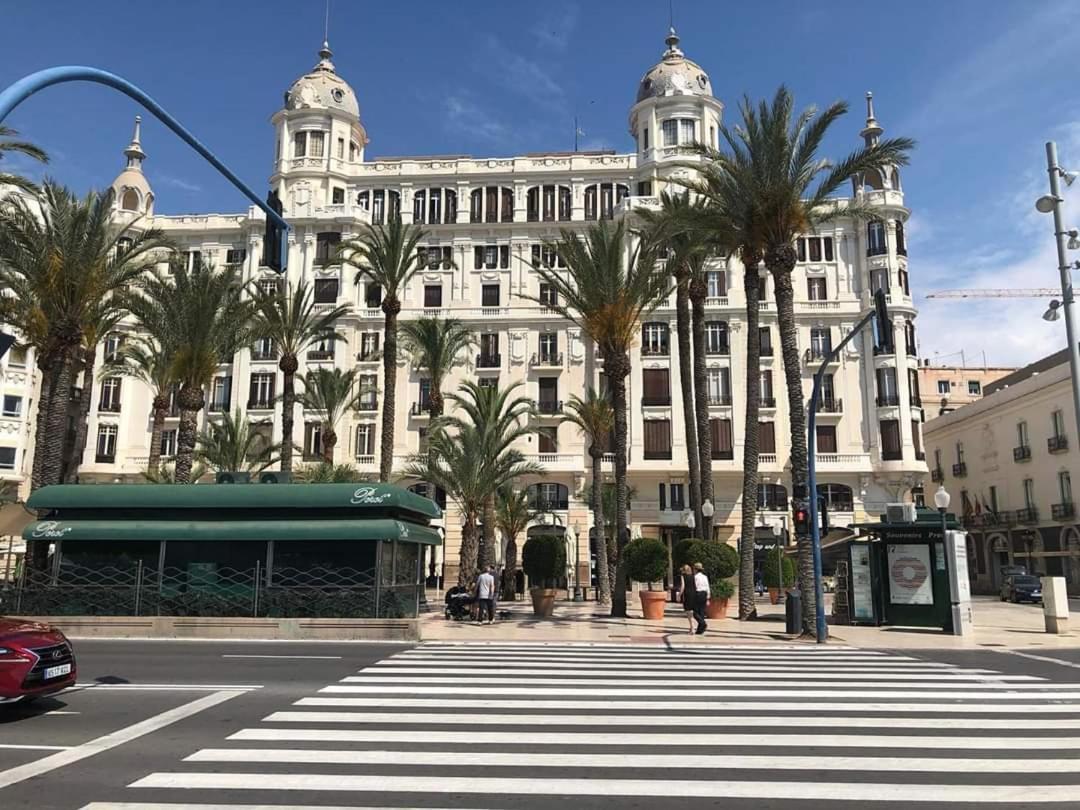 Casaturis Rambla Mendez Nunez En El Corazon De Alicante A109 Eksteriør billede